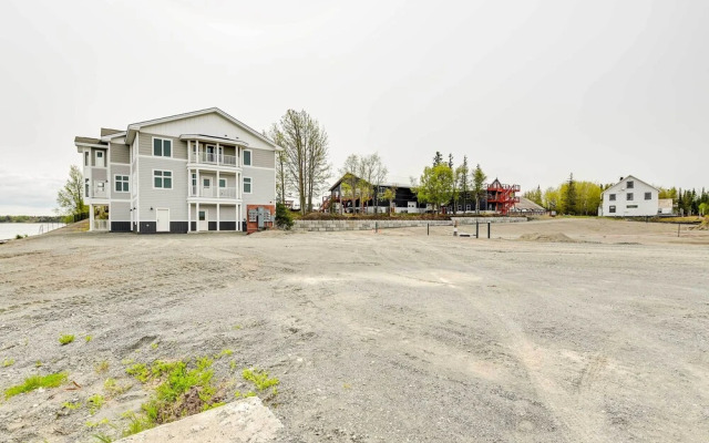 Waterfront Kenai Townhome < 1 Mi to Beach!
