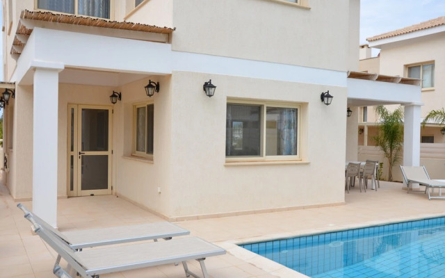 Anthorina Villa 17
