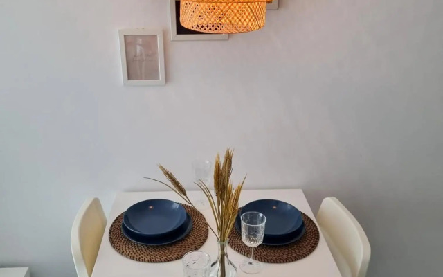 Brand New - Massive Studio - E1 - Self Catering