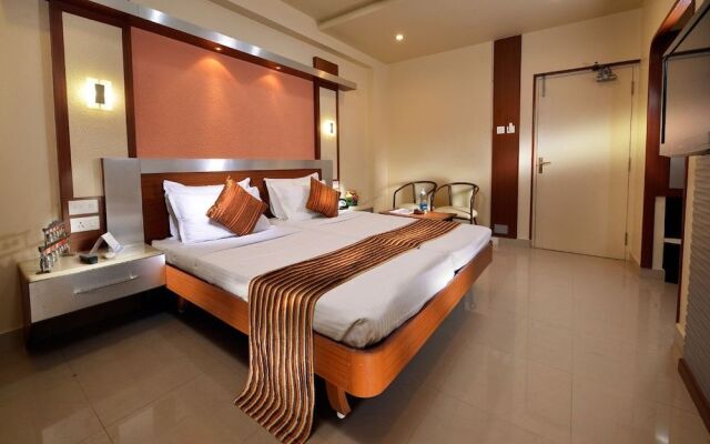 Hotel Navaratna