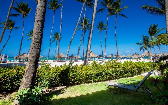 Los Corales Beach Village