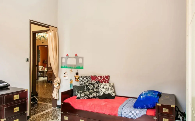 Elegant City-centre Flat