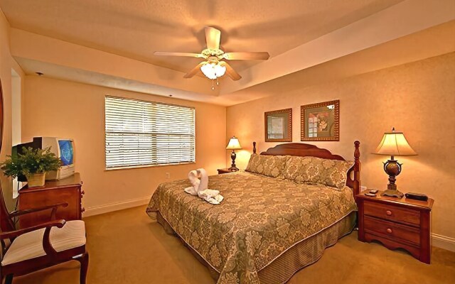 Gatehouse Condos 106