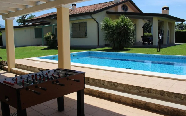 Holiday House in Versilia With Pool & Beaches