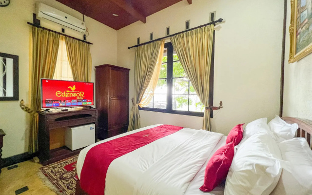 EdensoR Hills Villa, Resort & Café Sharia