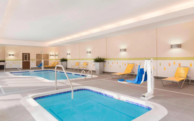 Fairfield Inn & Suites Pittsburgh Airport/Robinson Township