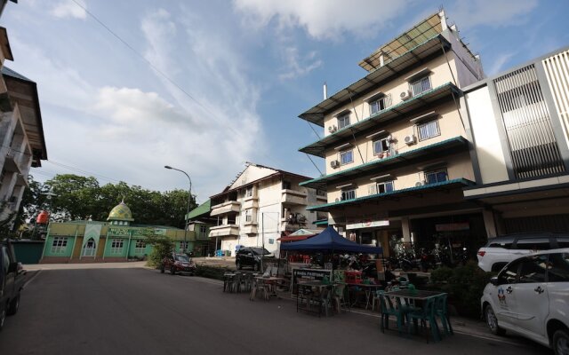 OYO 93671 Sir Homestay