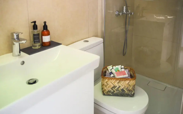 Phaedrus Living: Central Luxury Flat Esperidon 201