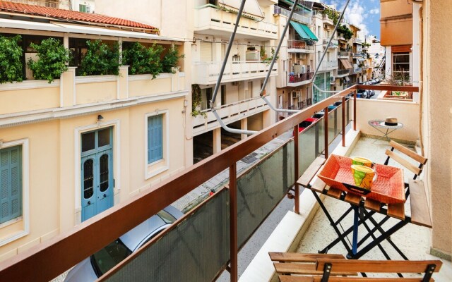 3 Bedroom Apt Near Acropolis Museum by Villarentals.Gr