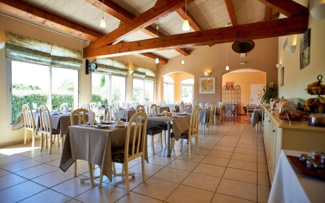 ResidHotel Golf Grand Avignon