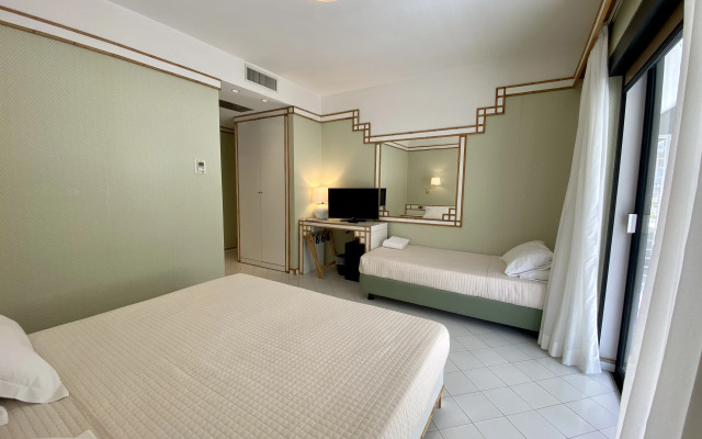 Hotel President