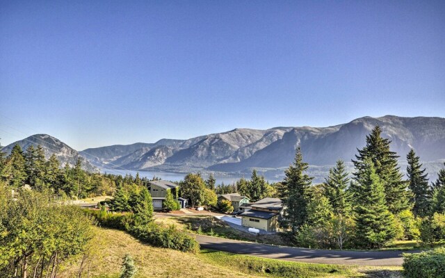 Scenic Studio w/ Loft & View of the Columbia River