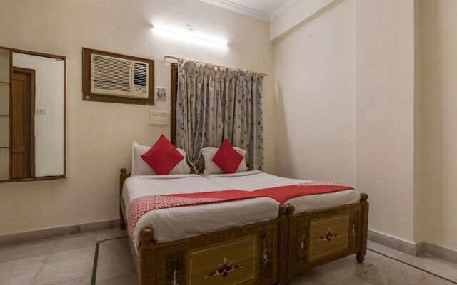 OYO Apartments Banjara Hills Road No 13A