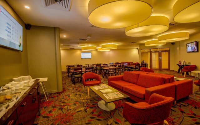Gateway Hotel