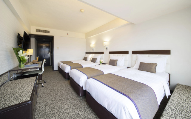 Regal Oriental Hotel