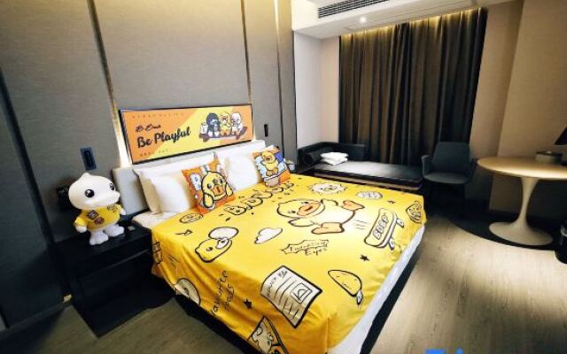 Yibin High-speed Railway West Station Atour Hotel