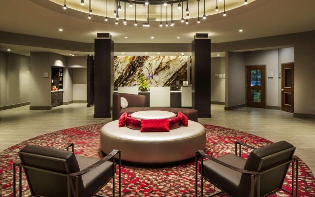DoubleTree by Hilton Hotel Largo/Washington DC