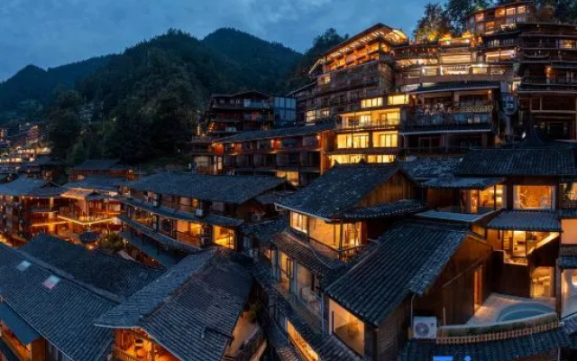 Thousands of Miles · Valtemon High Altitude Beauty Field Homestay