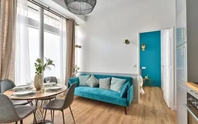 NEW ! Outstanding 2BR & 1BR Apt in Paris 15
