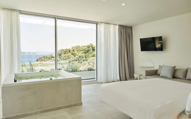 Radisson Resort Plaza Skiathos
