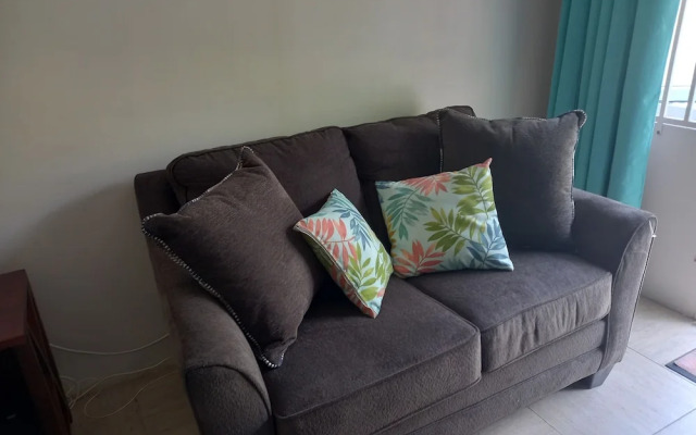 Ella's Park View Townhouse Crown Point