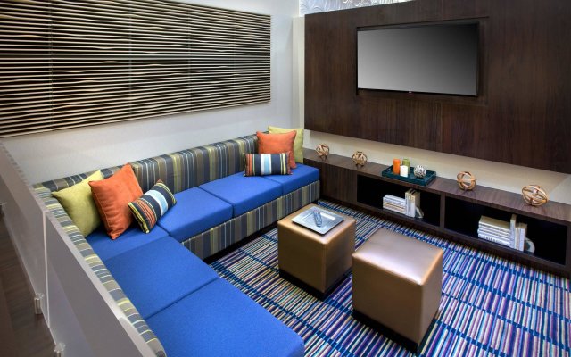 Courtyard by Marriott New York Manhattan / Chelsea