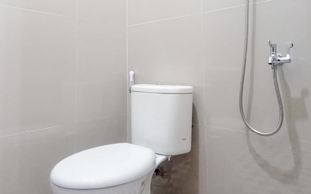 Grand Kencana Guesthouse near Wisata Bahari Lamongan