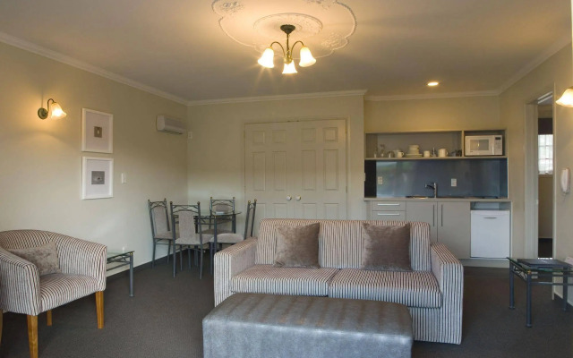 Silver Fern Rotorua Suites & Spa
