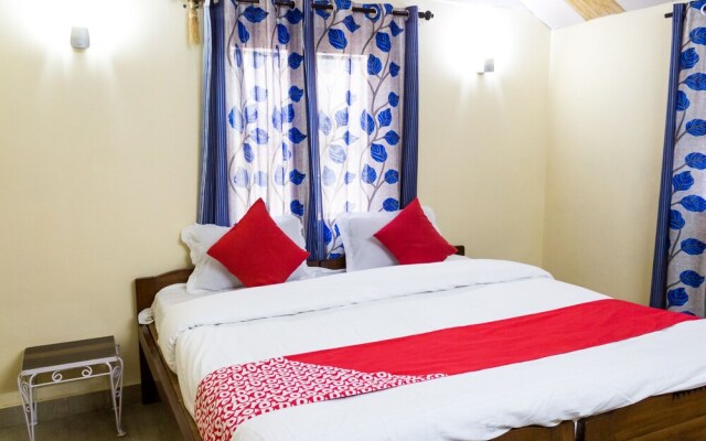 OYO 13879 Home Hill View 1BHK