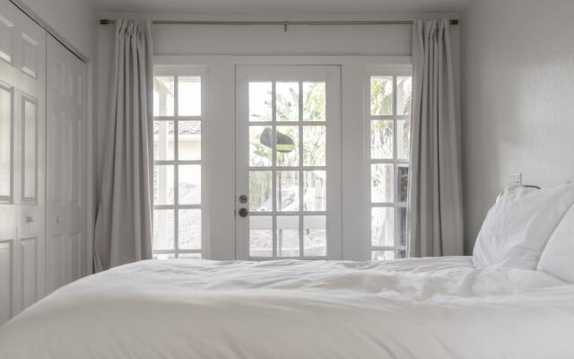 The Grandview Collection - Newark