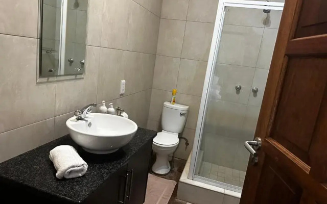 Iphofolo Lodge & Tented Camp