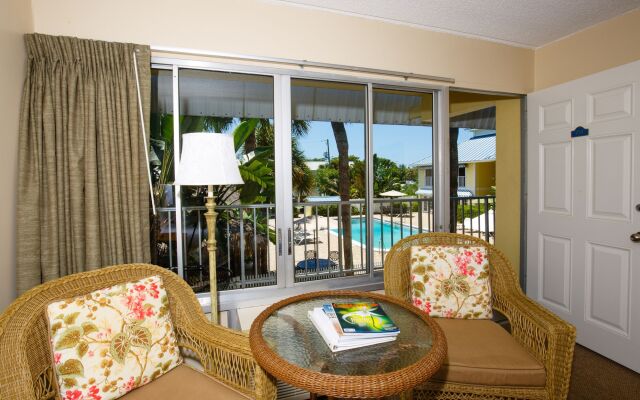 Naples Garden Inn