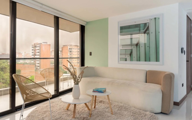 w Stunning 3BR With Terrace in Laureles