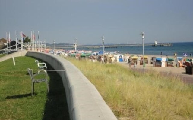 Wohnung m. Meerblick direkt am Ostsee-Deich