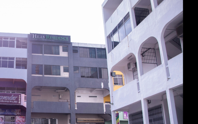 OYO 910 Hills Residence