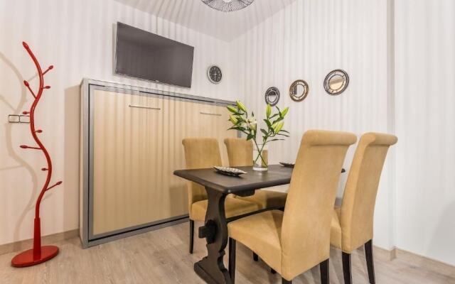 Apartamento Completo Rejas de la Virgen
