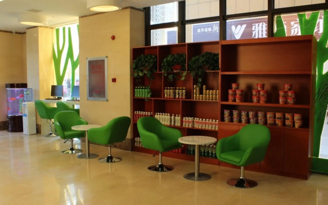 Vatica Hotel Fuyang Linquan Tenghui International City Branch