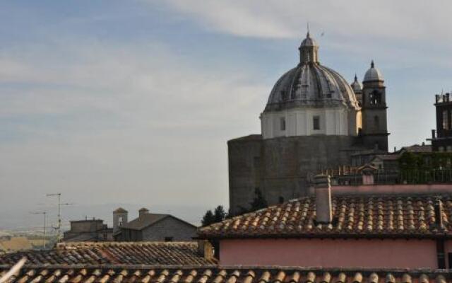 Hotel Urbano V