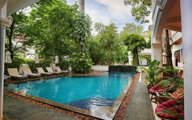 Grand Sunset Angkor Hotel