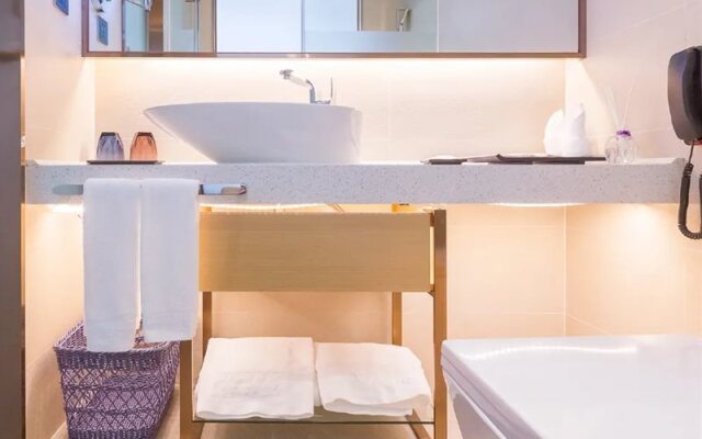 Lavande Hotel Guangzhou Xiajiao Metro Station Yingbin Road