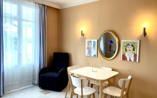 Beautiful apartment with direct access to Lake Lugano