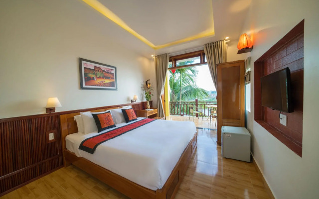 Lakeview Villa Homestay Hoi An