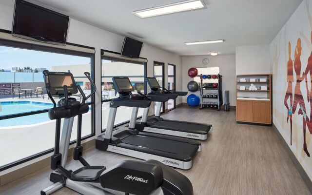 DoubleTree by Hilton Fullerton