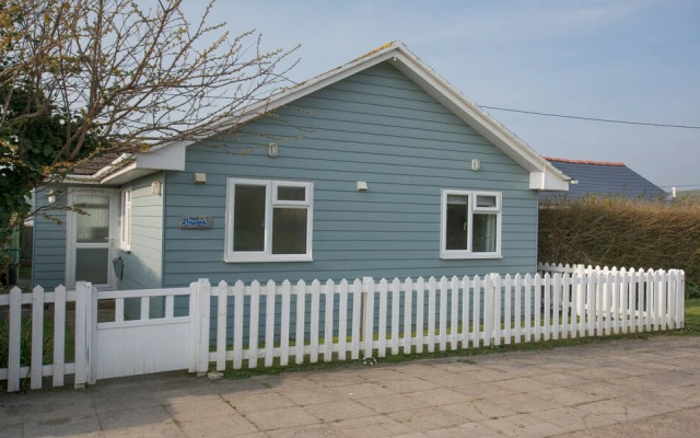 Swallows Croyde 3 Bedrooms, Sleeps 6, Beach Chalet