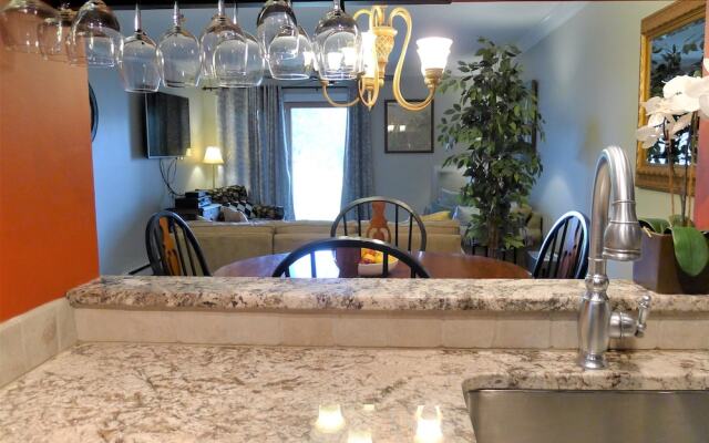 112 Chilton - 2 Bedroom Condo