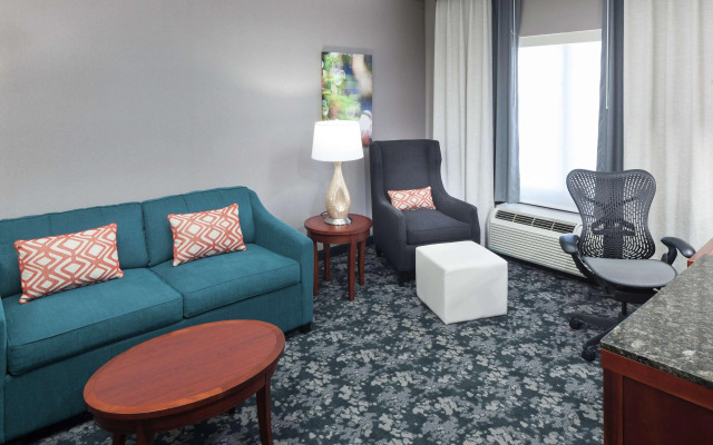 Hilton Garden Inn Lake Forest Mettawa