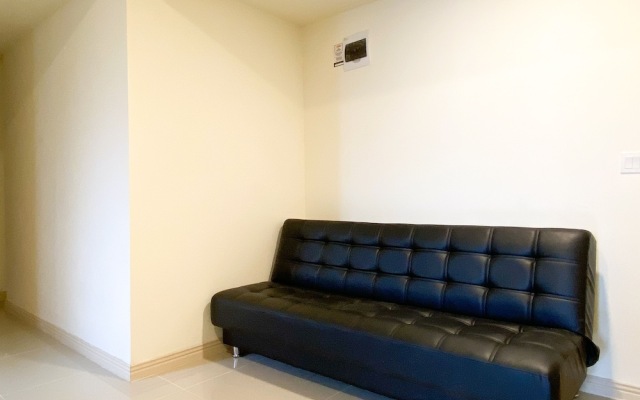 Comfort Stay 2Br Meikarta Apartment