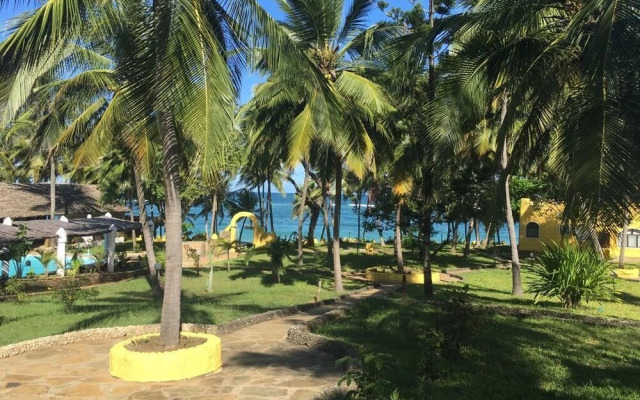 The Coconut Beach Boutique Lodge & Spa