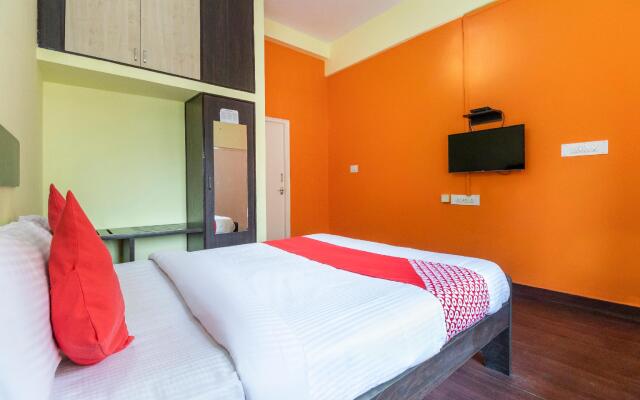 OYO Flagship 71828 HOTEL GURU