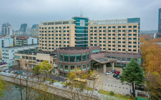 Plus Hangzhou Meiyuan